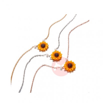 OEM New Sunflower Imitation Pearl Sweater Necklace Yellow Sunflower Pendant Jewelry Gold Silver Rose Gold Necklace