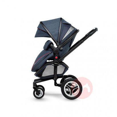 Silver Cross The first-class cabin can sit and lie on a high view folding two-way stroller