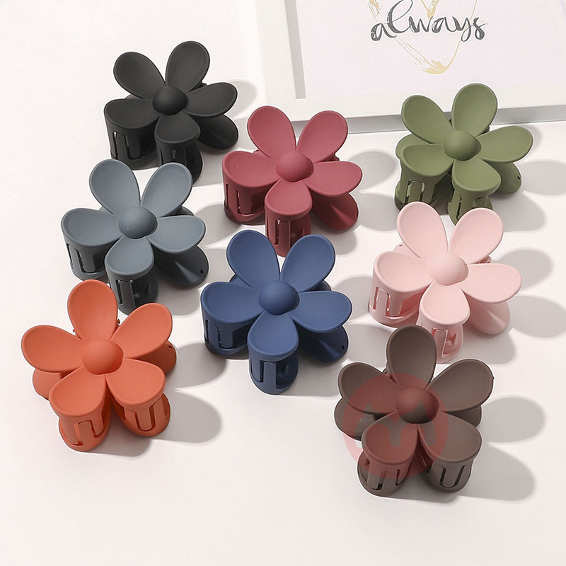 Ins Daisy medium plastic hairpin